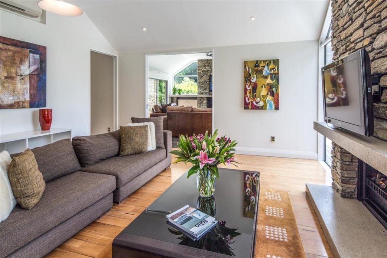 Riverview Retreat Holiday Home By Majordomo Queenstown Eksteriør bilde