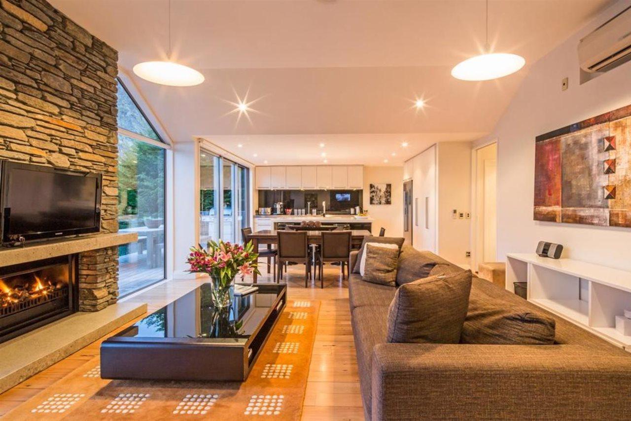 Riverview Retreat Holiday Home By Majordomo Queenstown Eksteriør bilde