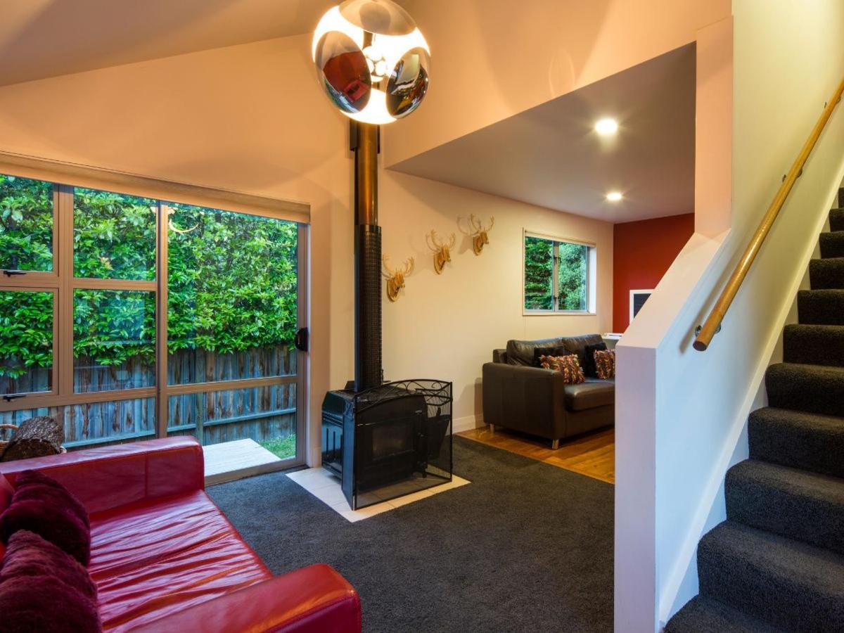 Riverview Retreat Holiday Home By Majordomo Queenstown Eksteriør bilde