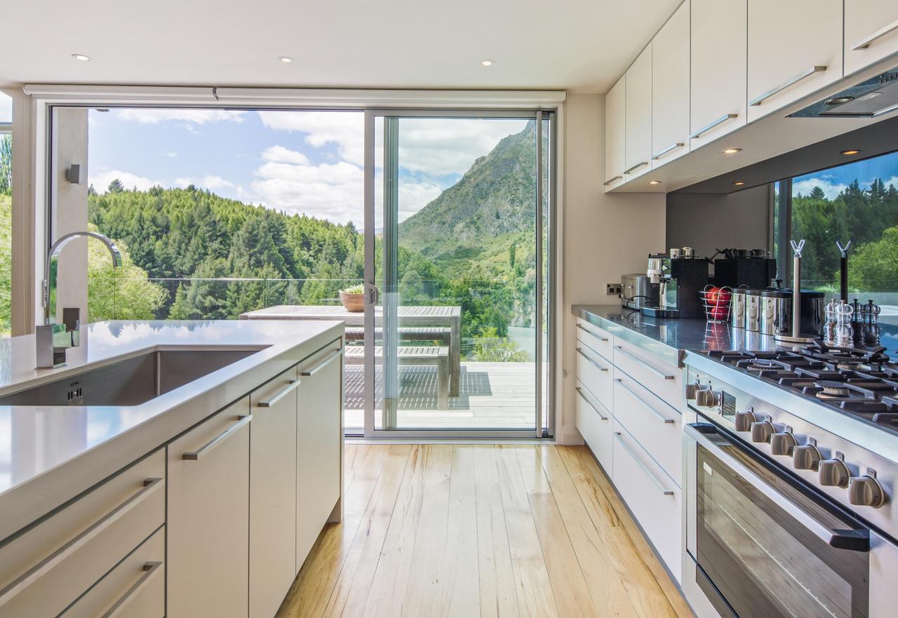 Riverview Retreat Holiday Home By Majordomo Queenstown Rom bilde